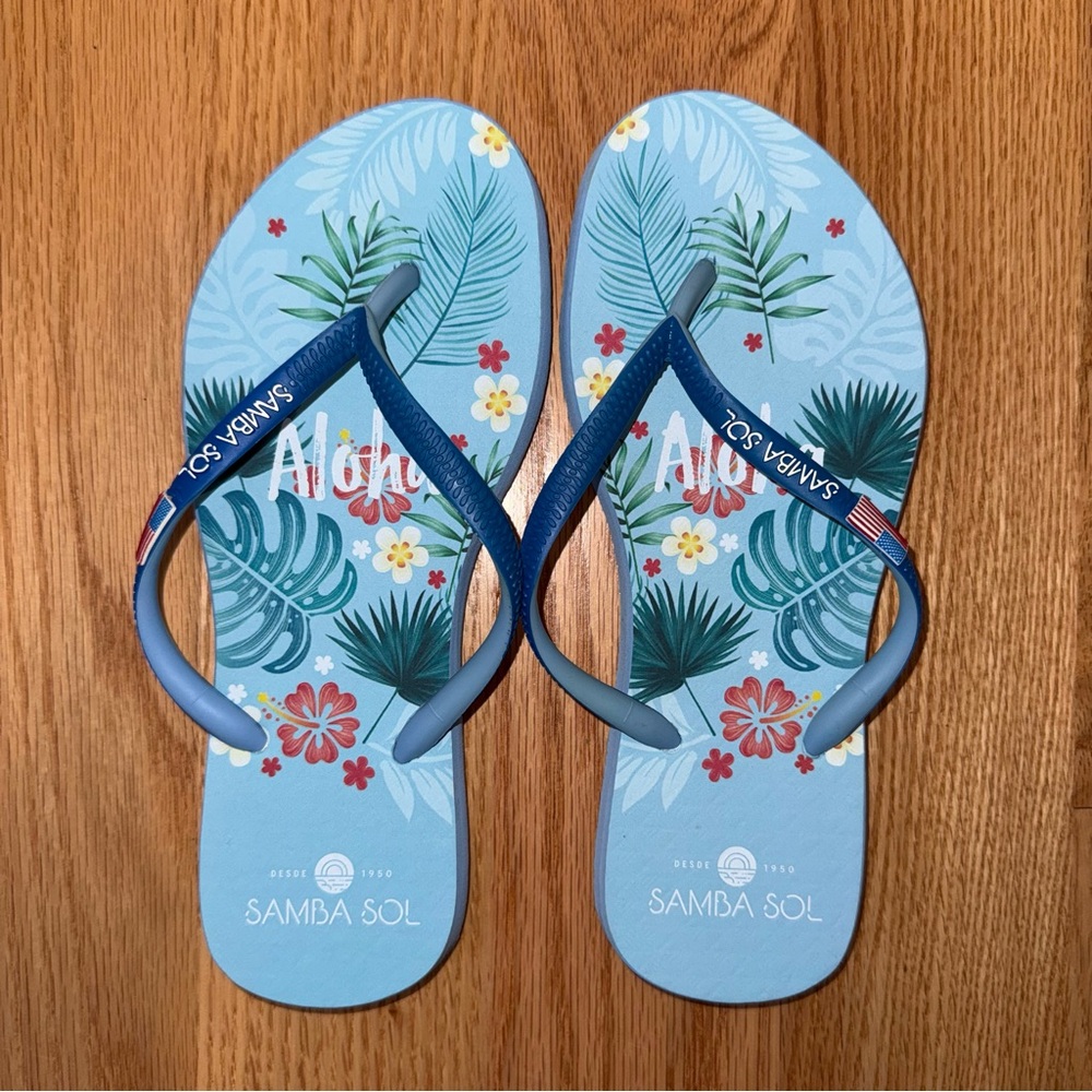 Samba Sol Blue Floral Flip Flops